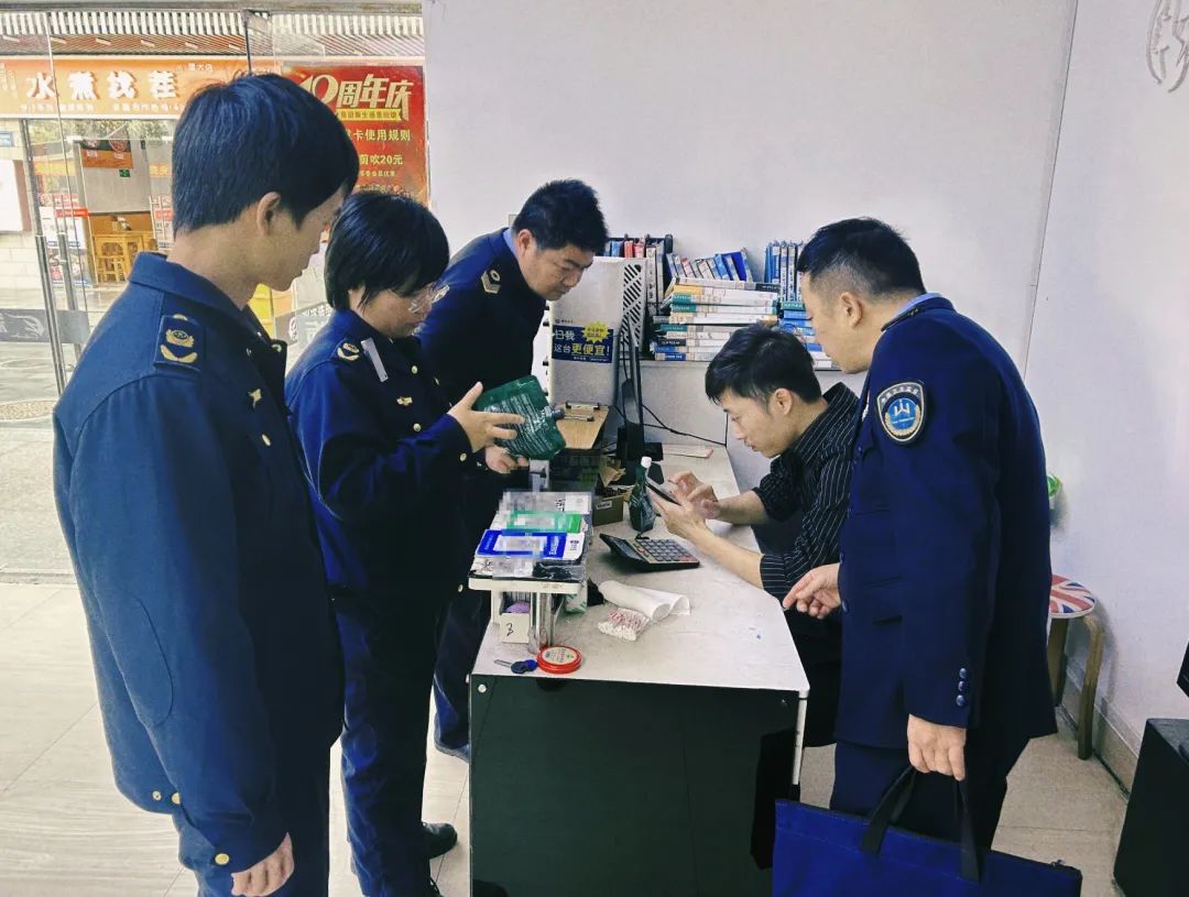 件套”但不建议儿童使用！j9国际站过年必备“三(图2)